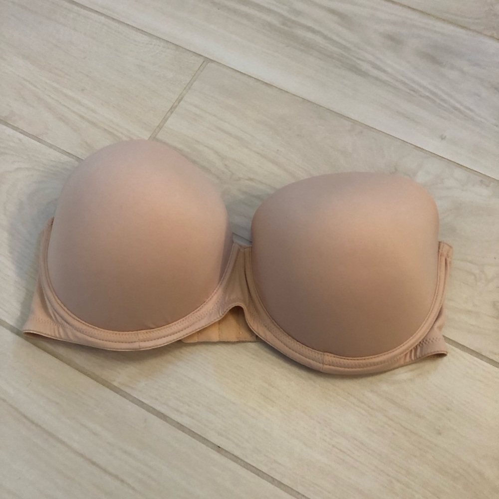 Victoria’s Secret PINK wear everywhere multi-way strapless bra